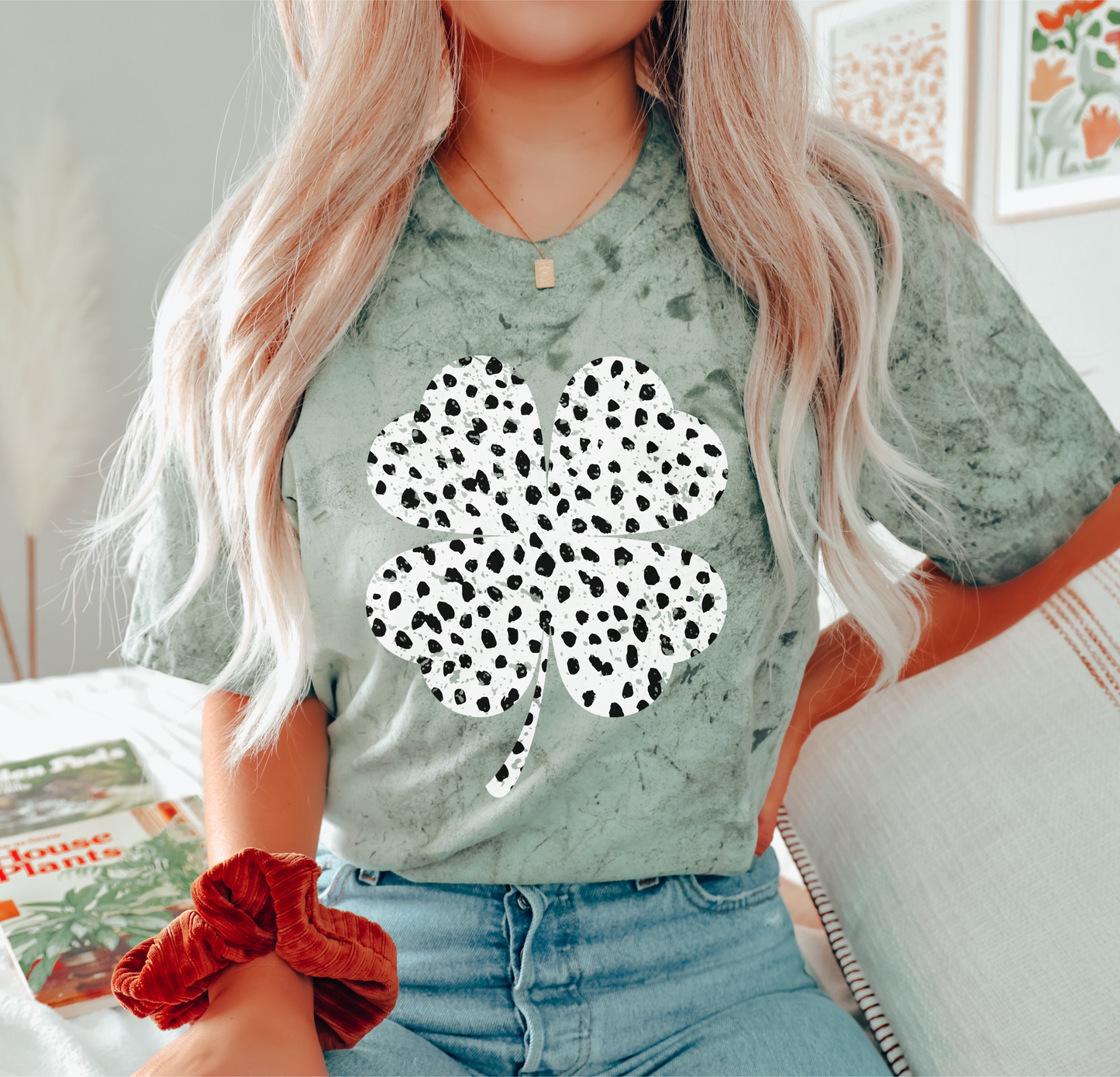Dalmatian Clover - Comfort Colors